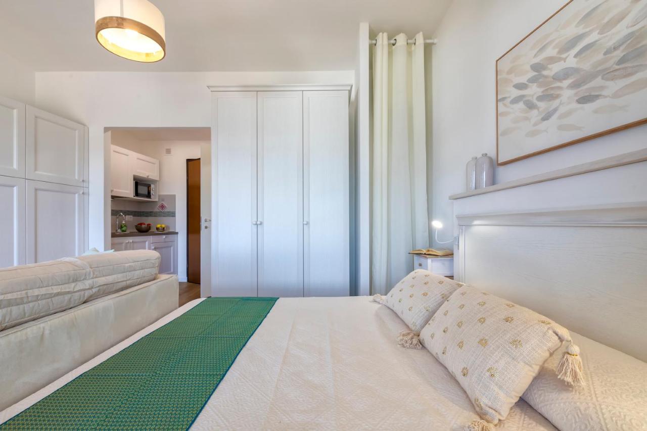 Top Floor Gulf View Apartment Olbia Exteriör bild